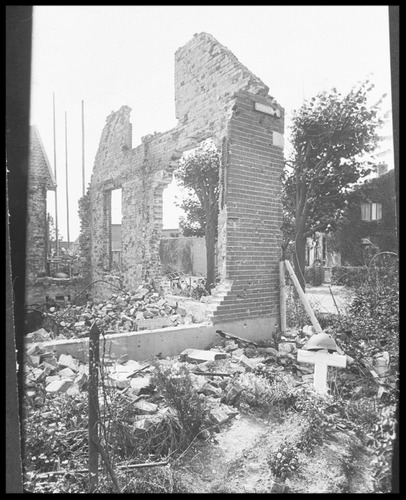 1945 Field grave at the corner of Acacialaan-Hogeweg, Oosterbeek